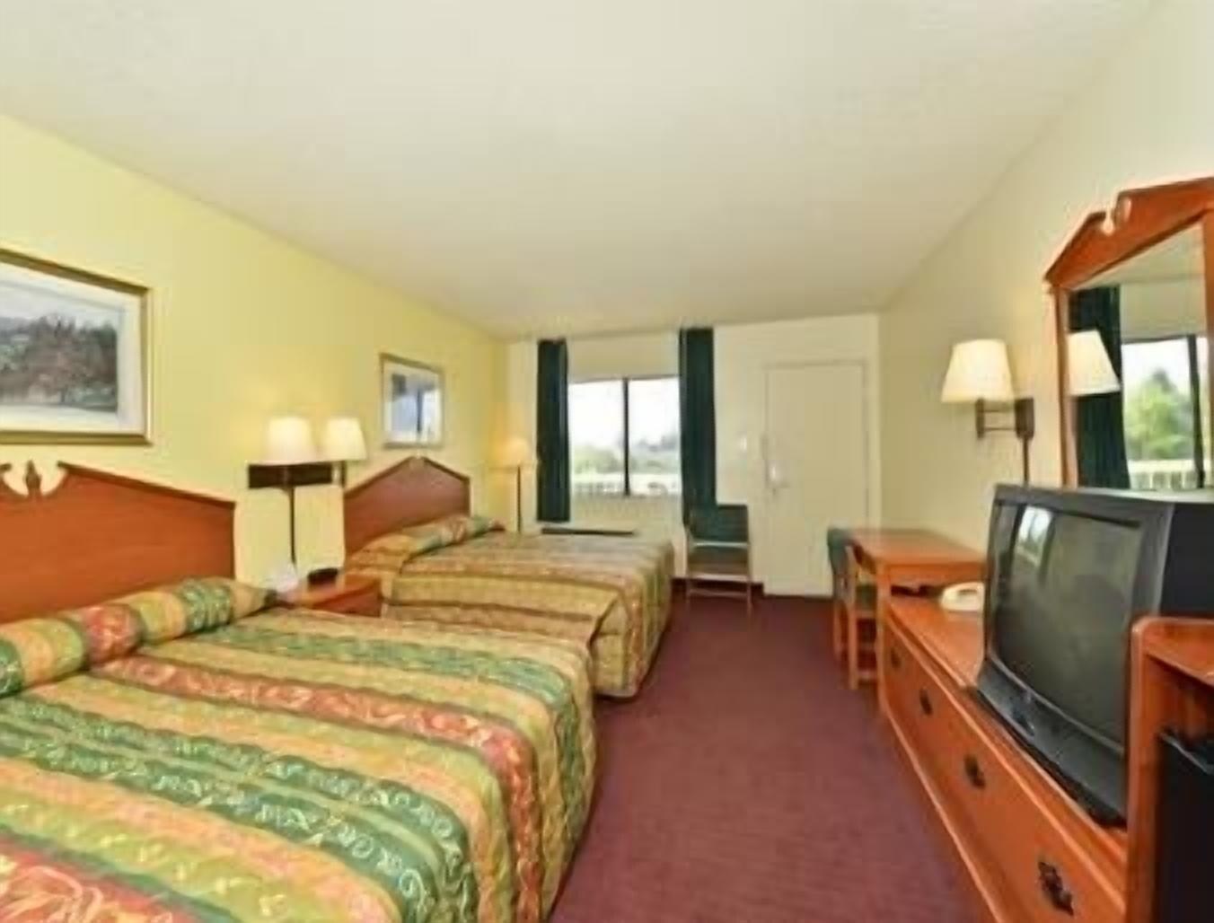 Super 8 By Wyndham Bakersfield/Central Quarto foto